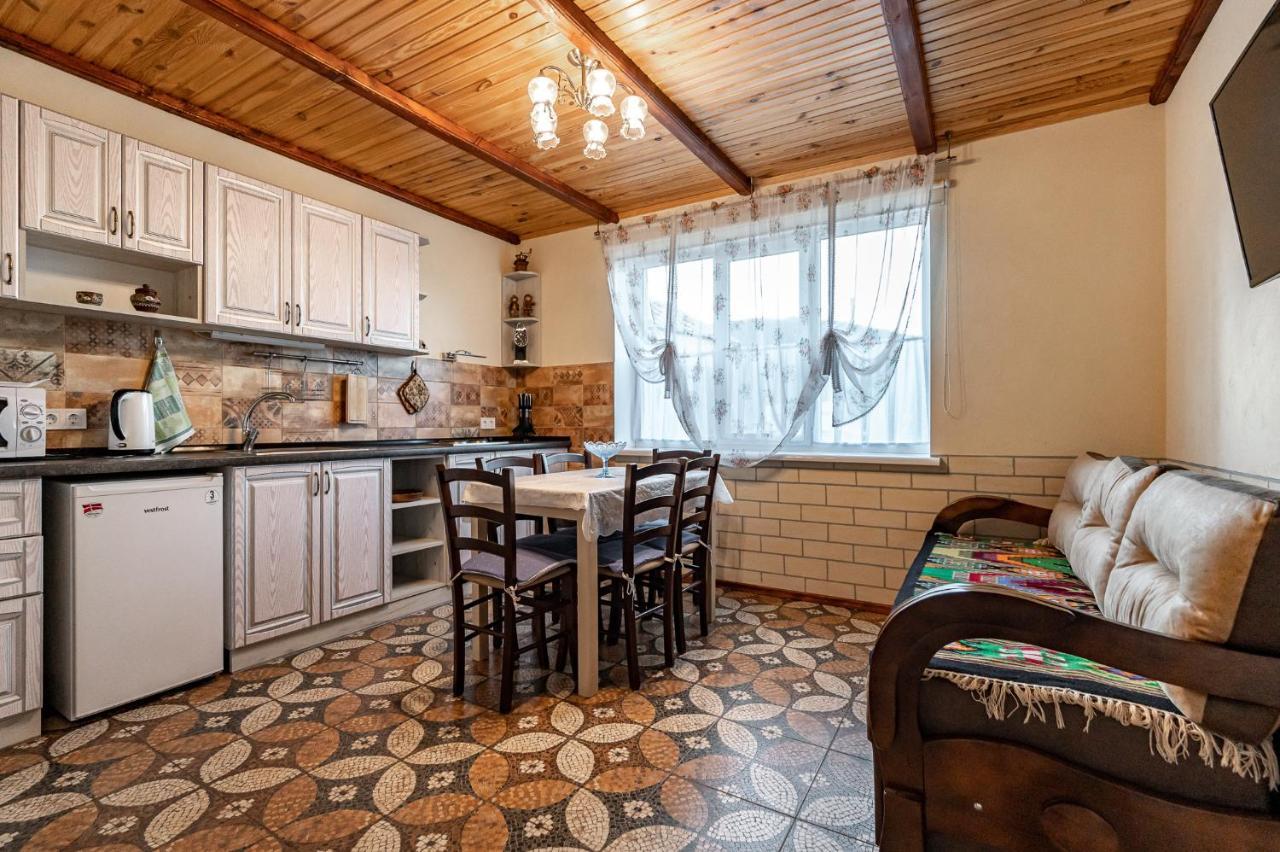Emerald House Микуличин Екстериор снимка
