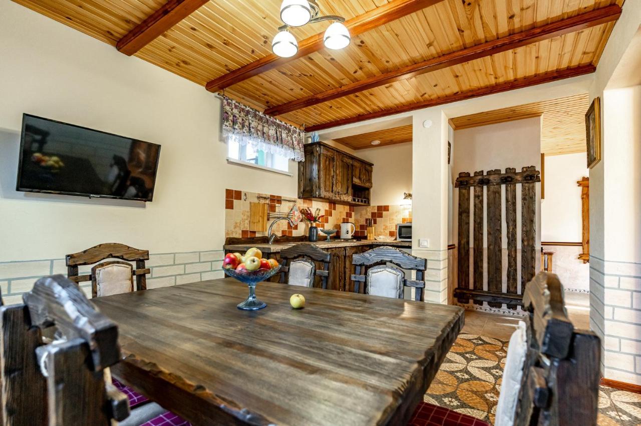 Emerald House Микуличин Екстериор снимка