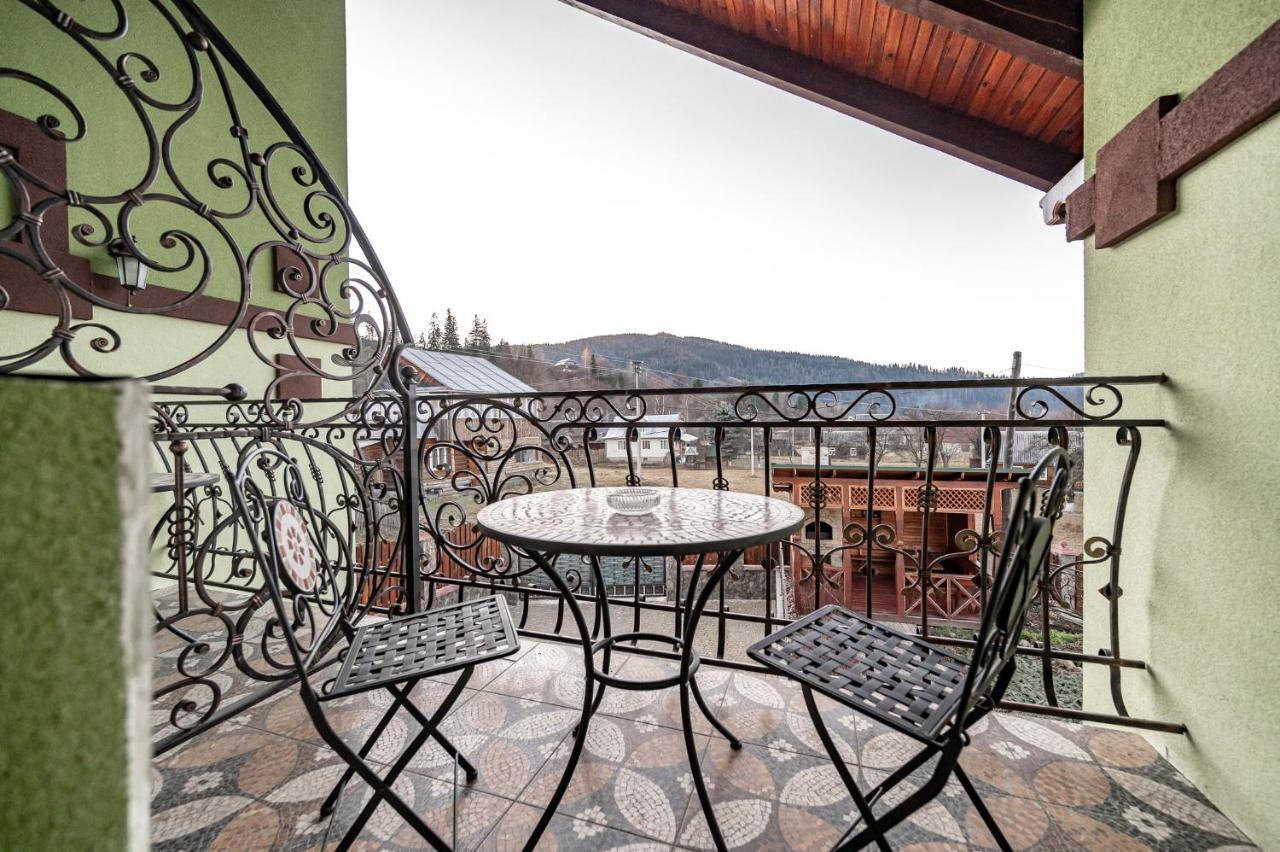 Emerald House Микуличин Екстериор снимка
