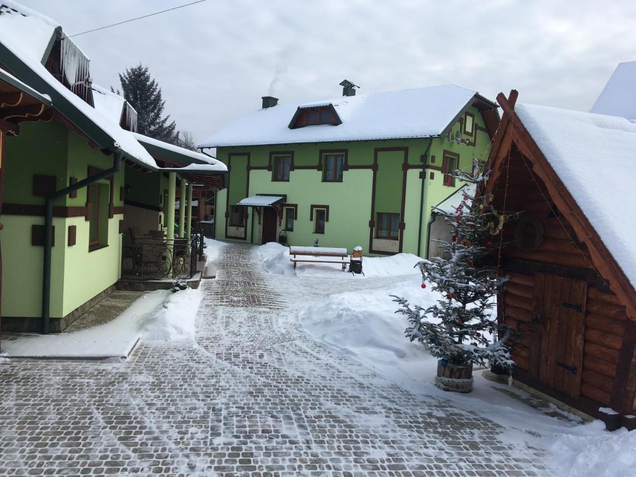 Emerald House Микуличин Екстериор снимка